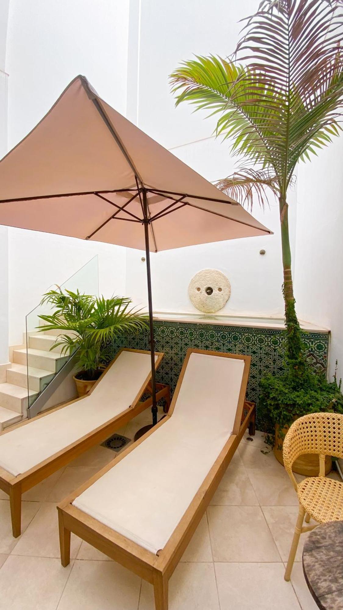 The Honest Hotel & Apartments Sevilla Dış mekan fotoğraf